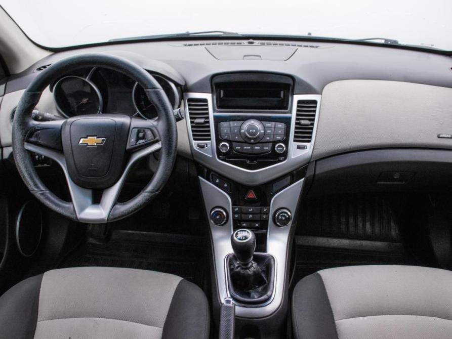 Chevrolet Cruze I Москва  - изображение 13