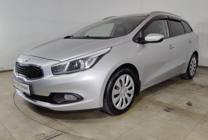 Kia Ceed II с пробегом 2013 года, цена 795 000 рублей, 243500 км, универсал, Автокод Объявления