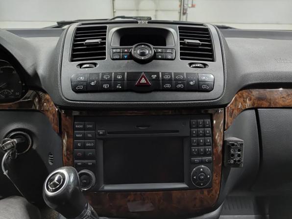 Mercedes-Benz Viano I (W639) Рестайлинг с пробегом 2012 года, цена 2 100 000 рублей, 275643 км, минивэн, Автокод Объявления