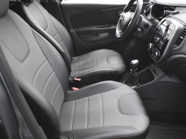 Renault Kaptur I с пробегом 2017 года, цена 1 587 000 рублей, 100092 км, внедорожник, Автокод Объявления