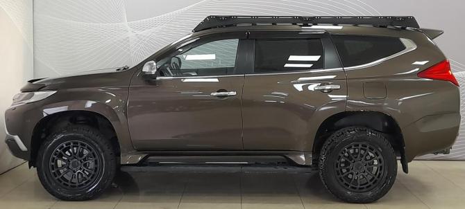 Mitsubishi Pajero Sport III с пробегом 2017 года, цена 2 999 000 рублей, 132000 км, внедорожник, Автокод Объявления