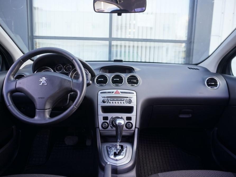 Peugeot 408 I Москва  - изображение 11