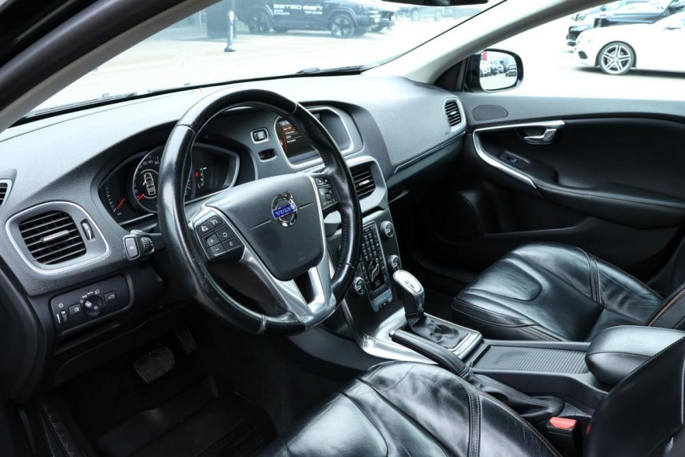 Volvo V40 Cross Country I Москва  - изображение 13