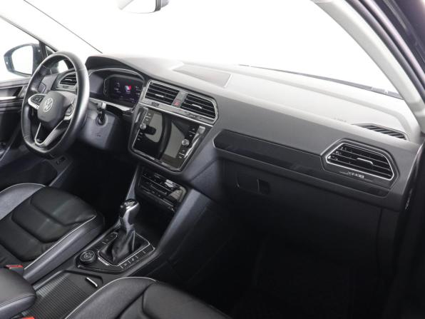 Volkswagen Tiguan II Рестайлинг с пробегом 2021 года, цена 3 150 000 рублей, 95809 км, внедорожник, Автокод Объявления