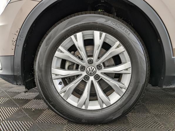 Volkswagen Tiguan II с пробегом 2018 года, цена 2 350 000 рублей, 37000 км, внедорожник, Автокод Объявления