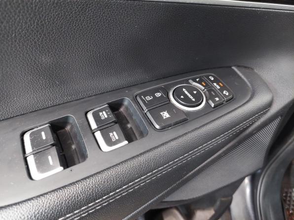 Kia Sorento III Prime с пробегом 2016 года, цена 2 350 000 рублей, 180000 км, внедорожник, Автокод Объявления