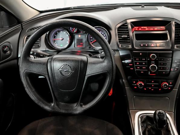 Opel Insignia I с пробегом 2009 года, цена 900 000 рублей, 100394 км, седан, Автокод Объявления