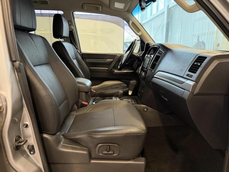 Mitsubishi Pajero IV Рестайлинг 2 Подольск  - изображение 10