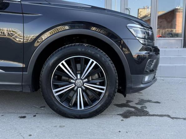 Volkswagen Tiguan II с пробегом 2018 года, цена 2 500 000 рублей, 176347 км, внедорожник, Автокод Объявления