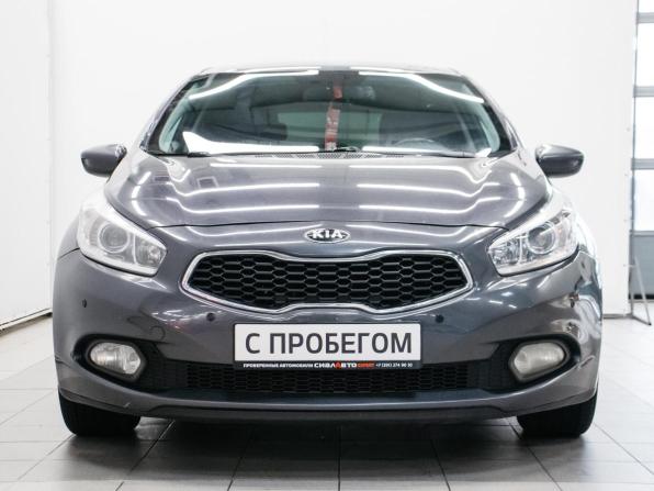 Kia Ceed II с пробегом 2015 года, цена 1 050 000 рублей, 250144 км, хэтчбек, Автокод Объявления