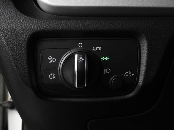 Audi A3 III (8V) Рестайлинг с пробегом 2016 года, цена 1 629 000 рублей, 138544 км, седан, Автокод Объявления