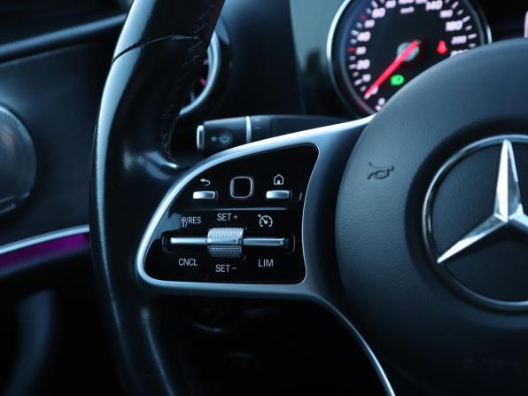 Mercedes-Benz E-Класс V (W213 S213 C238) с пробегом 2019 года, цена 2 800 000 рублей, 152171 км, седан, Автокод Объявления
