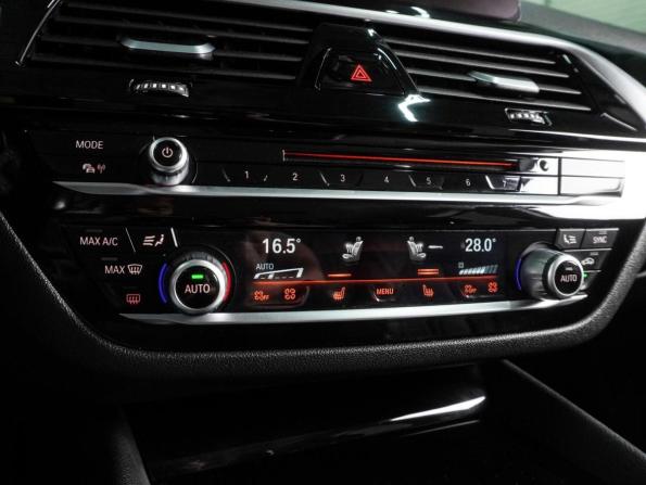 BMW 5 серии VII (G30/G31/G38) с пробегом 2017 года, цена 3 197 000 рублей, 146865 км, седан, Автокод Объявления