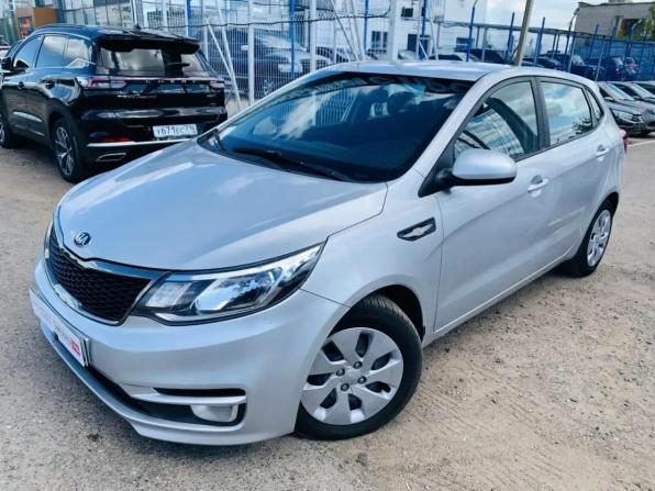 Kia Rio III Рестайлинг с пробегом 2017 года, цена 865 000 рублей, 119020 км, хэтчбек, Автокод Объявления