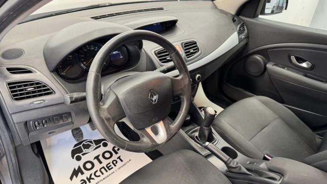 Renault Fluence I с пробегом 2010 года, цена 540 000 рублей, 211828 км, седан, Автокод Объявления