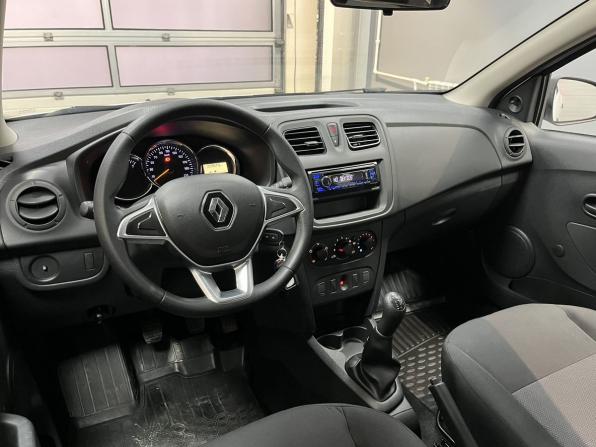 Renault Sandero II Рестайлинг с пробегом 2020 года, цена 950 000 рублей, 109929 км, хэтчбек, Автокод Объявления
