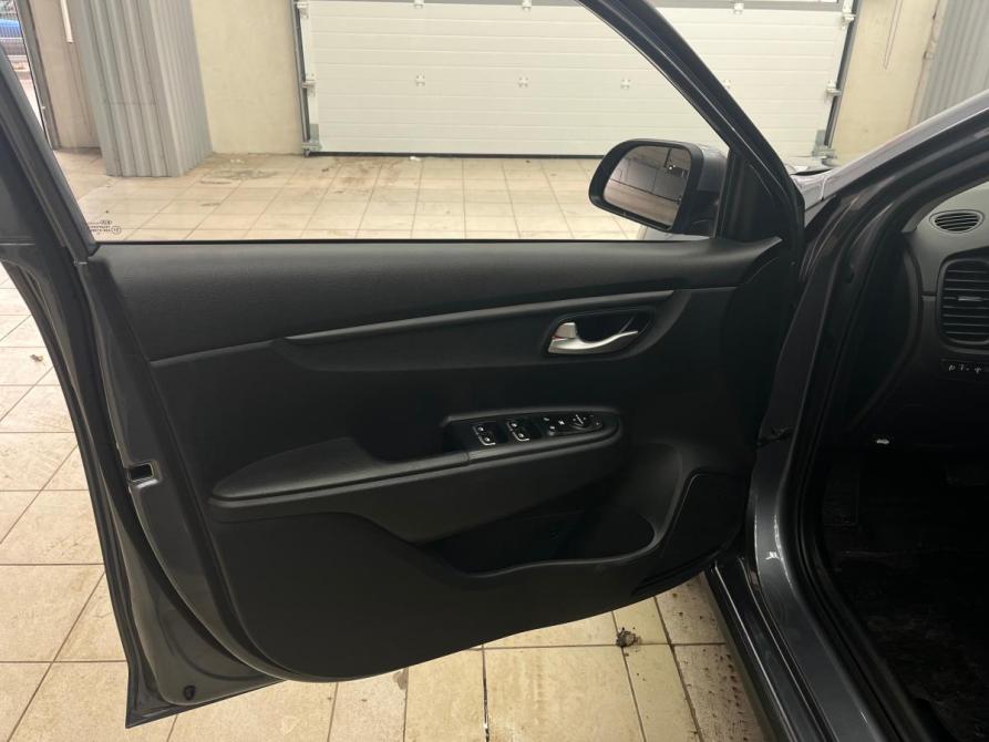 Kia Rio IV Альметьевск  - изображение 10