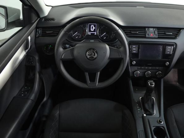 Skoda Octavia III (A7) Рестайлинг с пробегом 2019 года, цена 1 556 000 рублей, 74702 км, лифтбек, Автокод Объявления