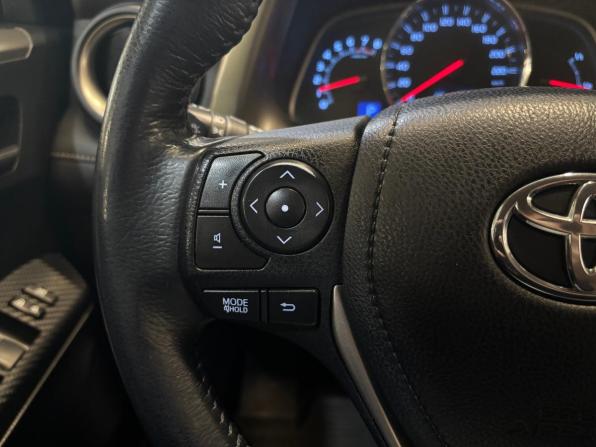 Toyota RAV4 IV (XA40) с пробегом 2013 года, цена 1 949 000 рублей, 217610 км, внедорожник, Автокод Объявления