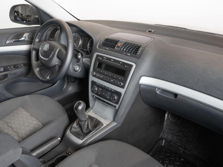 Skoda Octavia II (A5) Рестайлинг Казань  - изображение 7