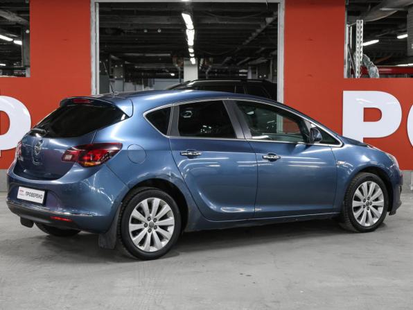 Opel Astra J Рестайлинг с пробегом 2013 года, цена 827 000 рублей, 214353 км, хэтчбек, Автокод Объявления