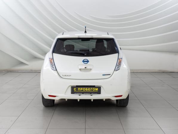 Nissan Leaf I (ZE0/AZE0) с пробегом 2011 года, цена 523 000 рублей, 157212 км, хэтчбек, Автокод Объявления