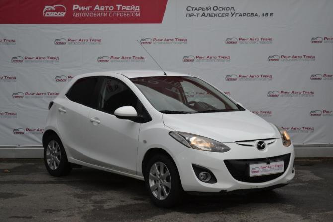 Mazda 2 II Рестайлинг (DE2) с пробегом 2011 года, цена 890 000 рублей, 72063 км, хэтчбек, Автокод Объявления