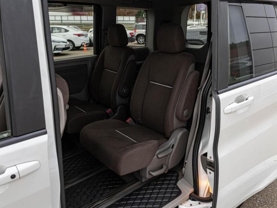 Honda Stepwgn V Краснодар  - изображение 7