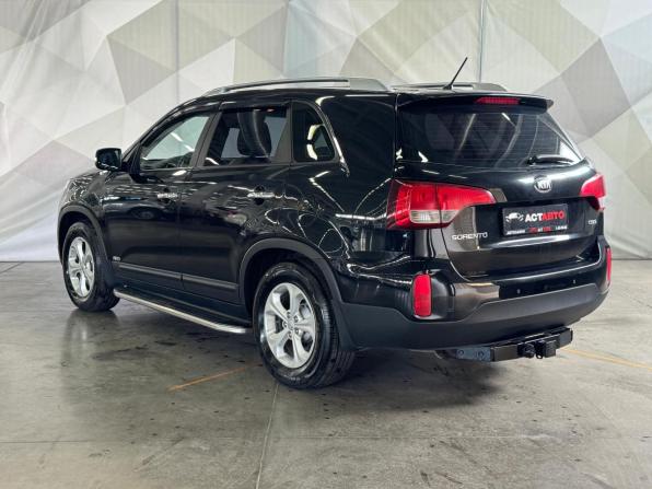 Kia Sorento II Рестайлинг с пробегом 2015 года, цена 1 790 000 рублей, 197473 км, внедорожник, Автокод Объявления