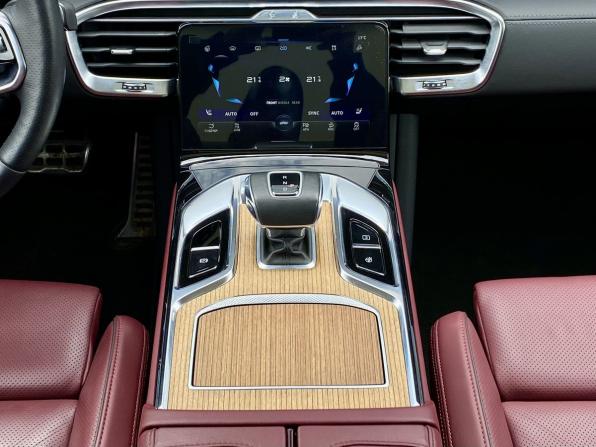 Hongqi E-HS9 с пробегом 2021 года, цена 3 529 000 рублей, 45980 км, внедорожник, Автокод Объявления