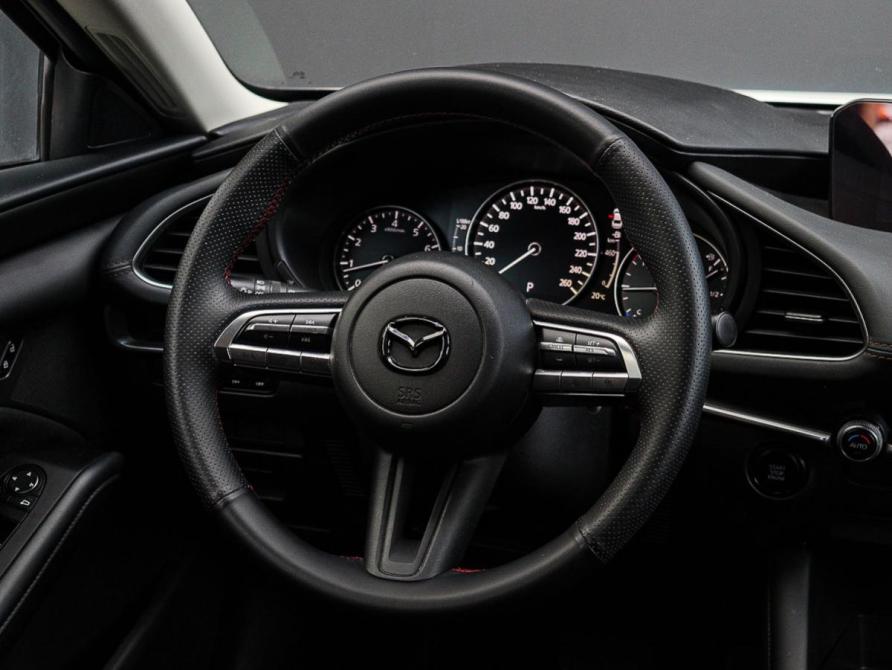 Mazda 3 IV (BP) Москва  - изображение 12