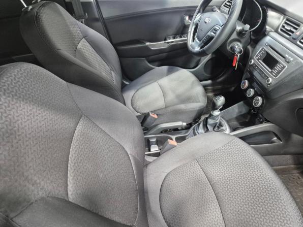 Kia Rio III Рестайлинг с пробегом 2016 года, цена 949 000 рублей, 159250 км, седан, Автокод Объявления