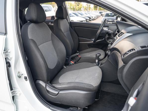 Hyundai Solaris I с пробегом 2013 года, цена 820 000 рублей, 204992 км, седан, Автокод Объявления
