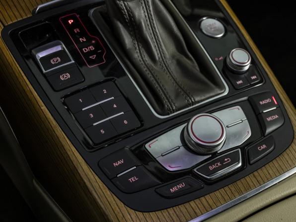 Audi A6 IV (C7) Рестайлинг с пробегом 2016 года, цена 2 099 000 рублей, 188418 км, седан, Автокод Объявления