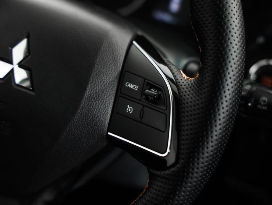 Mitsubishi Outlander III Рестайлинг 3 Санкт-Петербург  - изображение 12