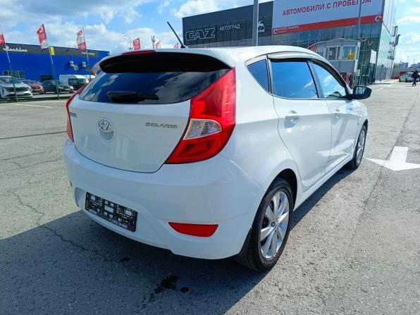 Hyundai Solaris I Рестайлинг с пробегом 2014 года, цена 799 995 рублей, 121333 км, хэтчбек, Автокод Объявления