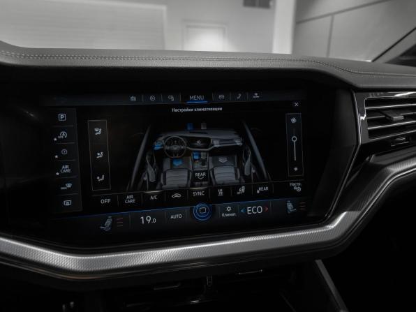 Volkswagen Touareg III с пробегом 2019 года, цена 4 045 000 рублей, 233207 км, внедорожник, Автокод Объявления