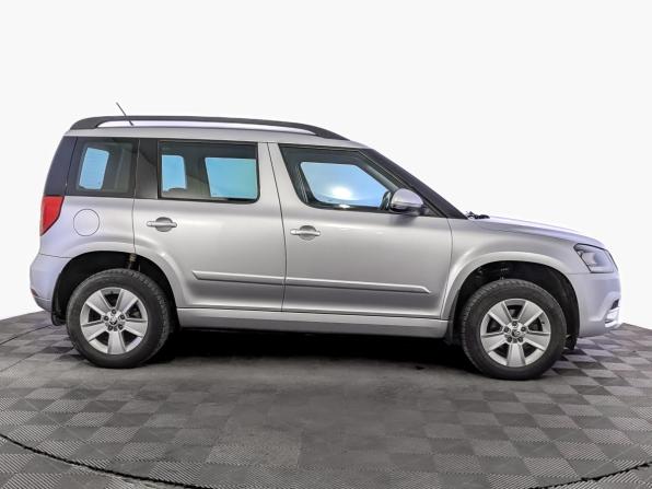 Skoda Yeti I Рестайлинг с пробегом 2014 года, цена 1 240 000 рублей, 102059 км, внедорожник, Автокод Объявления