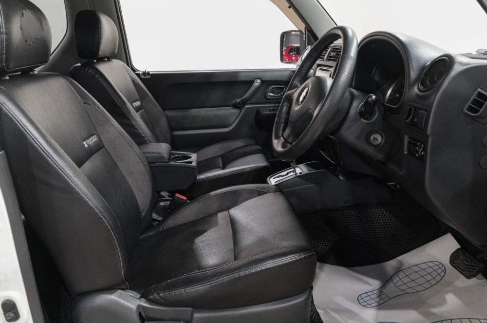Suzuki Jimny III Рестайлинг 1 Новокузнецк  - изображение 12