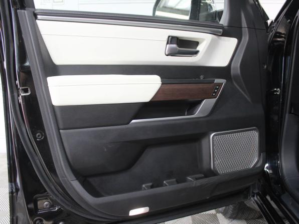 Toyota Tundra III с пробегом 2023 года, цена 8 699 000 рублей, 51000 км, offers.body_type.unknown, Автокод Объявления