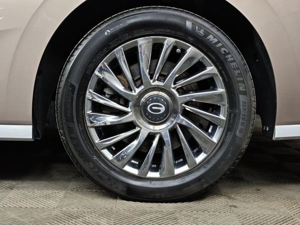GAC M8 с пробегом 2024 года, цена 4 300 000 рублей, 65734 км, минивэн, Автокод Объявления