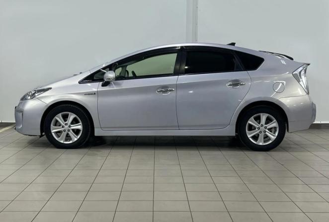 Toyota Prius III Рестайлинг (XW30) с пробегом 2013 года, цена 1 138 500 рублей, 200404 км, лифтбек, Автокод Объявления