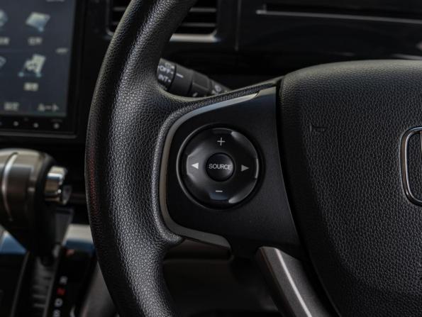 Honda Stepwgn V с пробегом 2015 года, цена 1 530 000 рублей, 190220 км, минивэн, Автокод Объявления