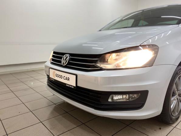 Volkswagen Polo V Рестайлинг с пробегом 2019 года, цена 975 000 рублей, 100565 км, седан, Автокод Объявления