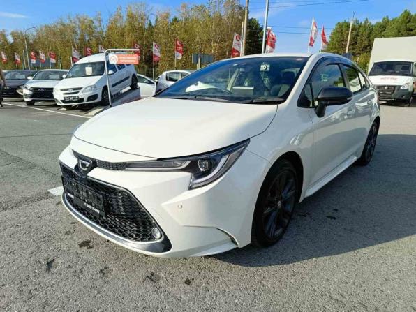 Toyota Corolla XI (E160 E170 E180) Рестайлинг 1 с пробегом 2019 года, цена 2 050 000 рублей, 24000 км, седан, Автокод Объявления