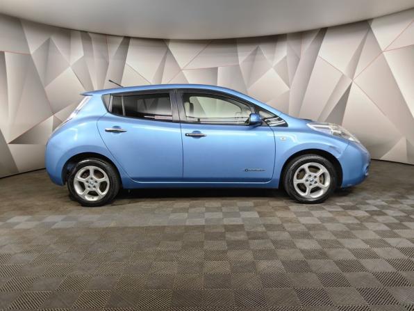 Nissan Leaf I (ZE0/AZE0) с пробегом 2012 года, цена 693 000 рублей, 81105 км, хэтчбек, Автокод Объявления