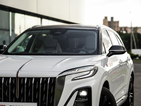 Hongqi HS3 с пробегом 2024 года, цена 3 049 000 рублей, 6501 км, внедорожник, Автокод Объявления