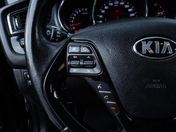Kia Ceed II Рестайлинг с пробегом 2016 года, цена 1 468 600 рублей, 114827 км, хэтчбек, Автокод Объявления