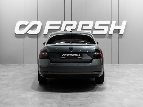 Skoda Octavia III (A7) Рестайлинг с пробегом 2020 года, цена 2 675 000 рублей, 102071 км, лифтбек, Автокод Объявления