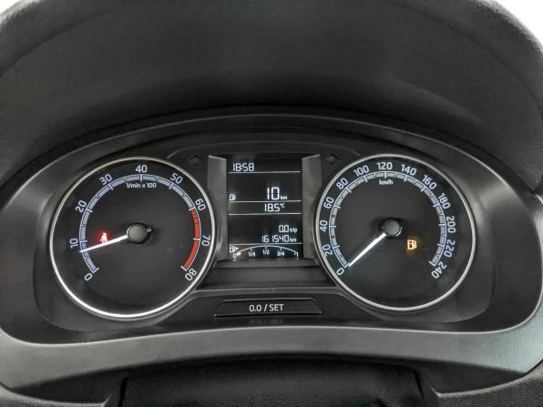 Skoda Rapid I Рестайлинг с пробегом 2019 года, цена 875 000 рублей, 161541 км, лифтбек, Автокод Объявления